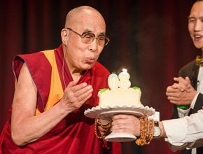 dalai-lama-80-geburtstag-cc_Tenzin-Choejor-OHHDL-Facebook-001